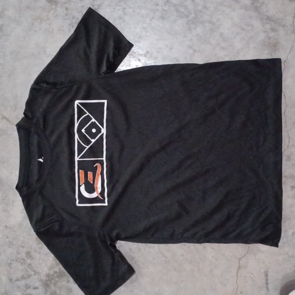 BSN sports black drifit top size Xl
